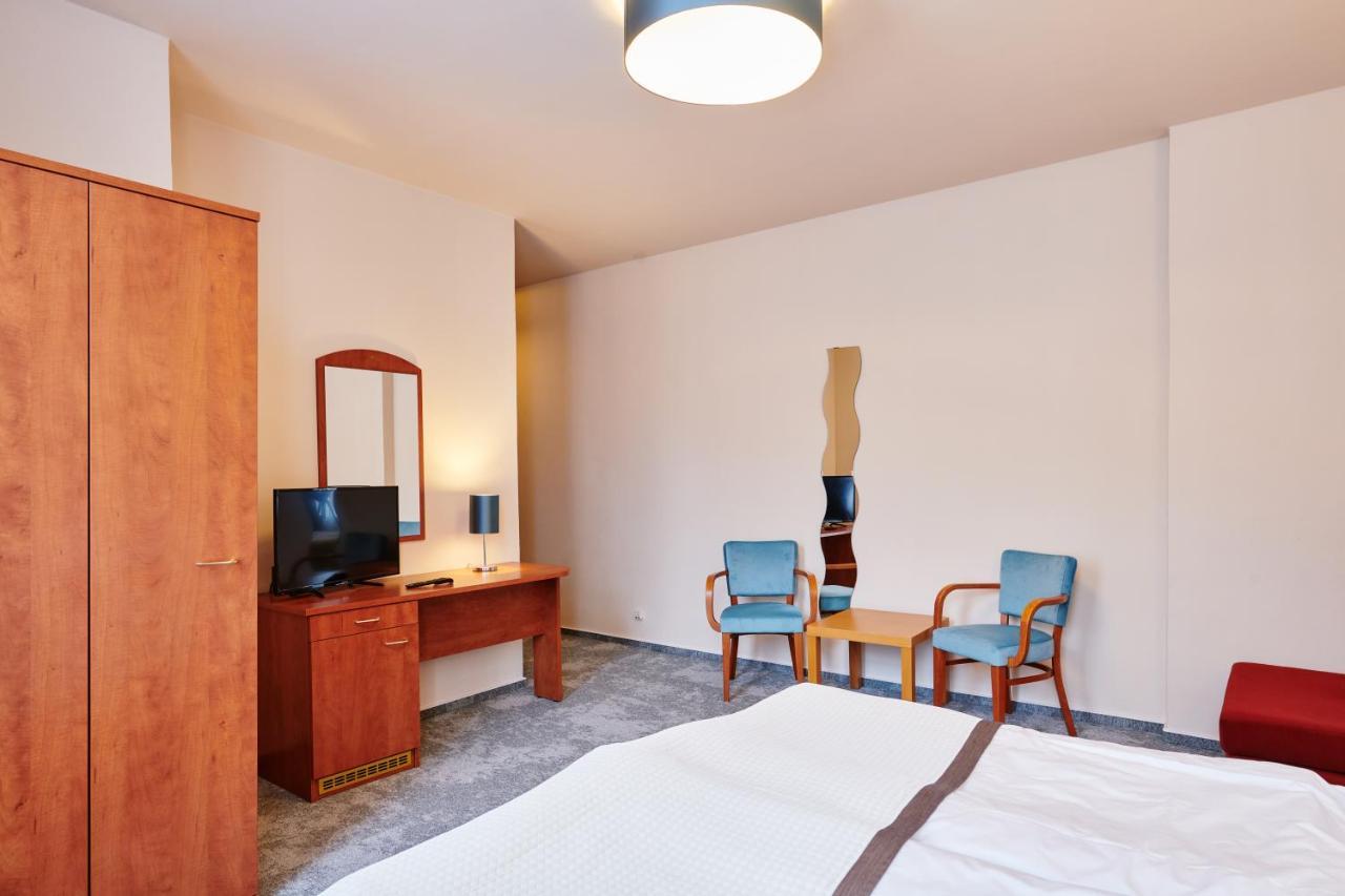 Hotel Terasa Vimperk Exteriör bild